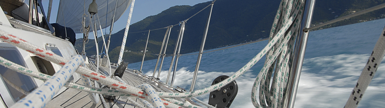 Sailing courses in Greece - view from side deck