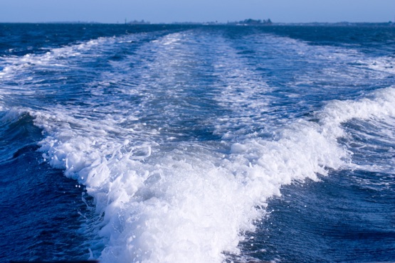 Boat Wake RYA powerboat wake Greece